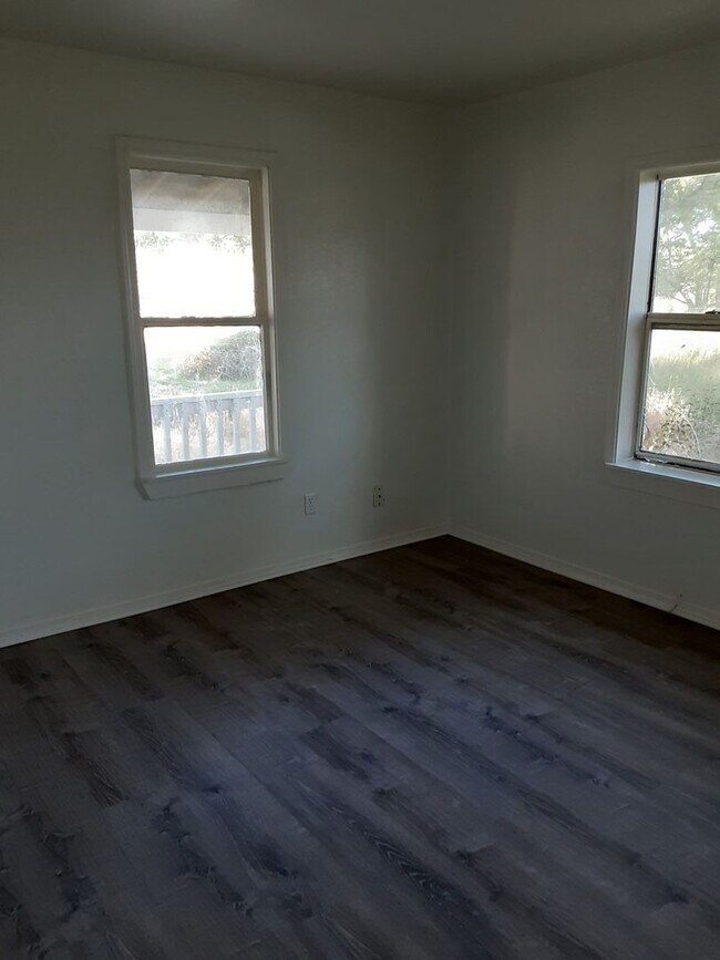 15750 Swisher Rd-Unit -15775 in Merrill, OR - Building Photo - Building Photo