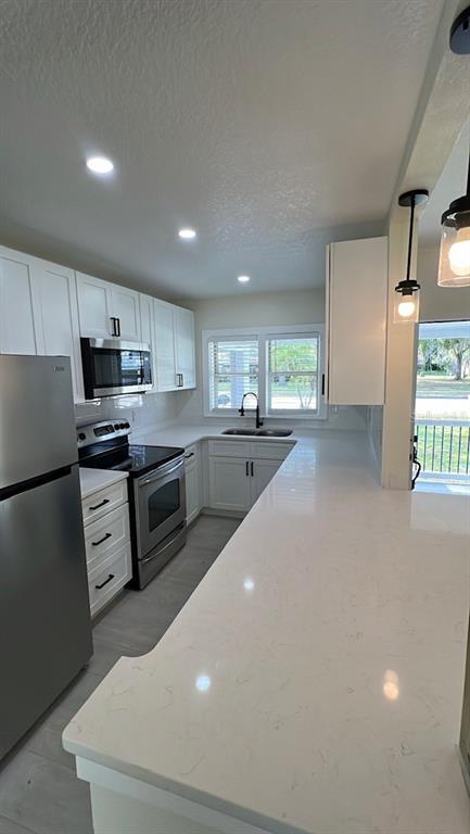 715 S Clyde Ave in Kissimmee, FL - Building Photo - Building Photo