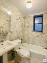 EAST 10 STREET in New York, NY - Building Photo - Building Photo