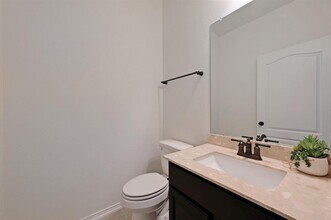 6204 Conestoga Wagon Way in Del Valle, TX - Building Photo - Building Photo