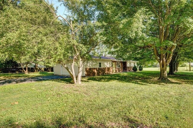 972 N Boston Ln in Republic, MO - Building Photo - Building Photo