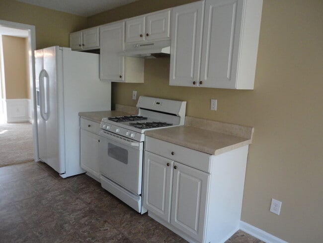 3206 Claybrooke Dr NE in Marietta, GA - Foto de edificio - Building Photo