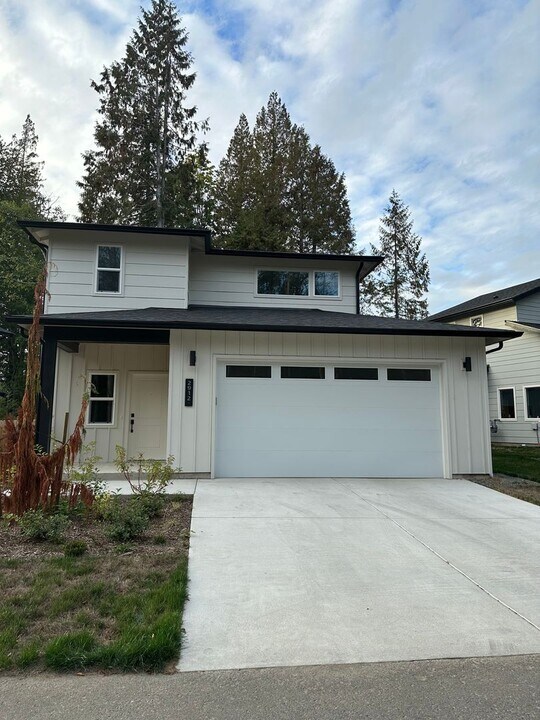 2912 Sandwood Ln in Blaine, WA - Building Photo