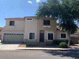 1236 S Boulder St in Gilbert, AZ - Building Photo