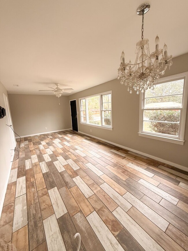 1221 W Alden Ave in Valdosta, GA - Building Photo - Building Photo