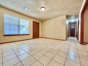 605 Moraine Ave in Midwest City, OK - Building Photo - Building Photo