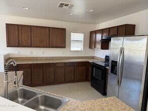 18363 N Betty Ct in Maricopa, AZ - Building Photo - Building Photo