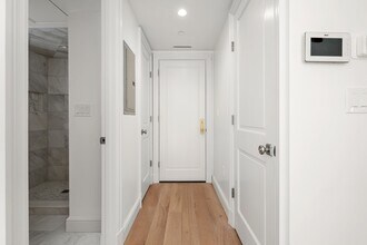 115 Myrtle St in Boston, MA - Building Photo - Building Photo