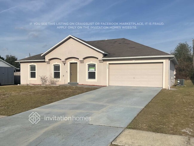 property at 2535 E Juliet Dr