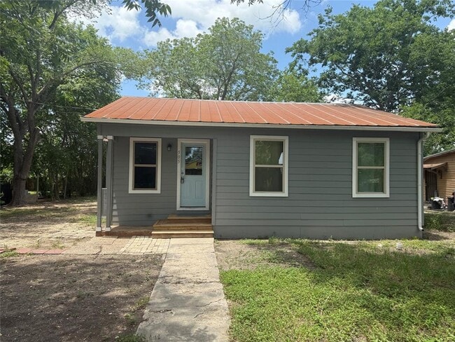 property at 505 Ruddy St