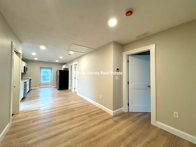 74 Washington St, Unit 8 in Medford, MA - Building Photo - Building Photo