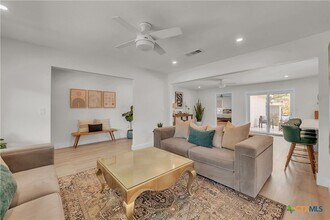 513 Santa Clara Rd in Salado, TX - Building Photo - Building Photo