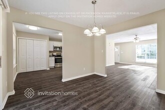 1220 Hunter Forest Ct in Charlotte, NC - Foto de edificio - Building Photo