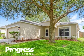 1044 Remington Ave in Eustis, FL - Building Photo - Building Photo