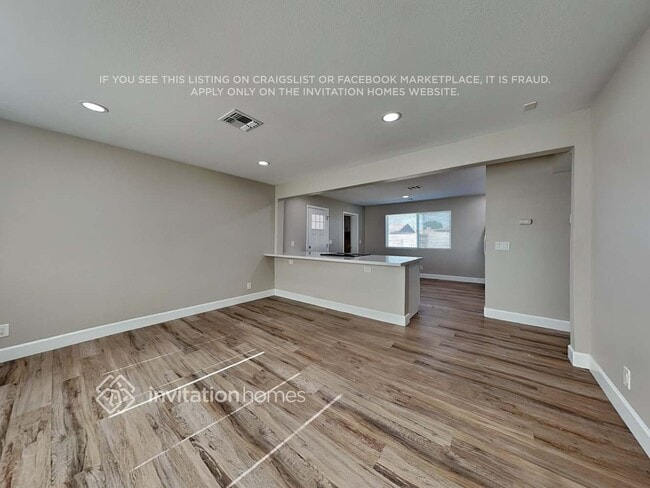 3402 W Charter Oak Rd in Phoenix, AZ - Building Photo - Building Photo