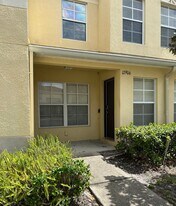 12906 Trade Port Pl in Riverview, FL - Building Photo