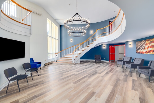 Oasis Manor - Senior Housing Apartments in Philadelphia, PA - Building Photo - Lobby