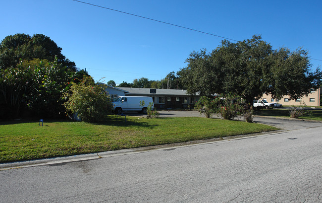 486 50th Ave N in St. Petersburg, FL - Building Photo - Building Photo