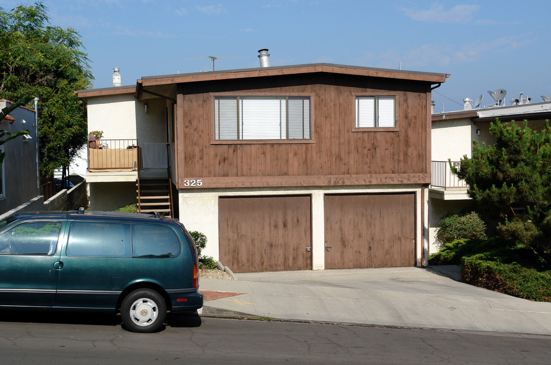 325 Penn St in El Segundo, CA - Building Photo