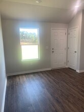 35 Knoll Wy in Lincoln, AL - Foto de edificio - Building Photo
