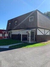 402 Southmont Blvd in Johnstown, PA - Building Photo - Building Photo