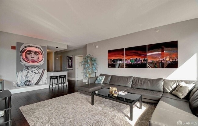 88 King St, Unit 309 in San Francisco, CA - Building Photo - Building Photo
