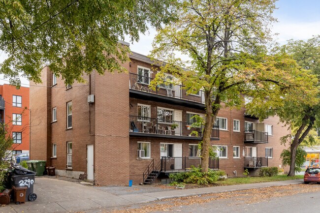 2290 Henri-Bourassa E in Montréal, QC - Building Photo - Building Photo