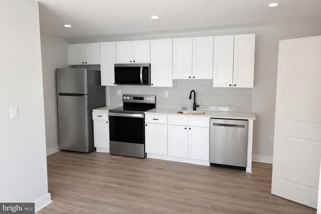 property at 7406 Bristol Pike