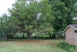 50 Beechnut Terrace in Whitesboro, NY - Building Photo - Building Photo