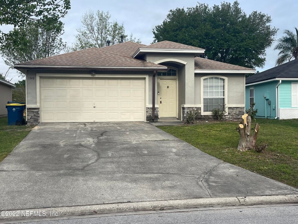3348 Volley Dr in Jacksonville, FL - Building Photo