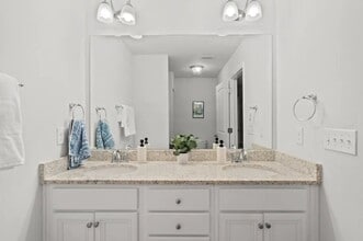 1884 Pointe Dr in Panama City Beach, FL - Building Photo - Building Photo