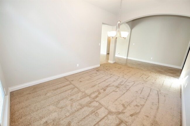 2911 River Flower Ln