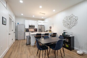 72 Nelson Ave in Jersey City, NJ - Building Photo - Building Photo