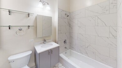 3124 N California Ave in Chicago, IL - Building Photo - Building Photo