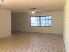 1120 N Brickell Dr in Deltona, FL - Building Photo - Building Photo