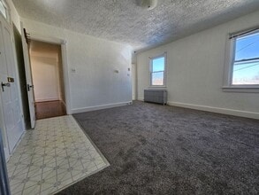 147 S Main St in Manchester, PA - Building Photo - Building Photo