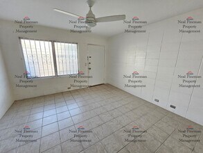 909 University Ave in Honolulu, HI - Building Photo - Building Photo
