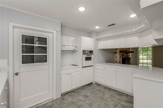 18641 Camino Real in Kyle, TX - Building Photo - Building Photo