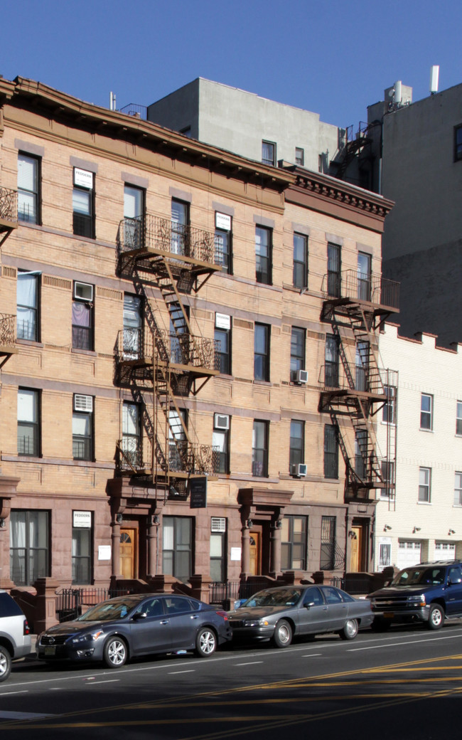 787 Saint Nicholas Ave in New York, NY - Building Photo - Building Photo