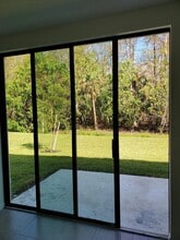 14185 Oviedo Pl in Tice, FL - Foto de edificio - Building Photo