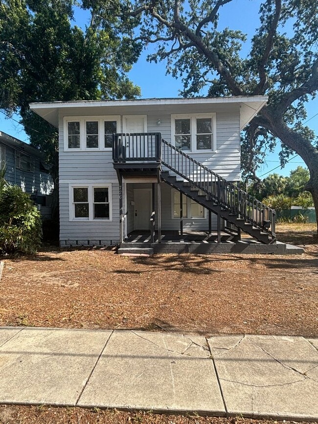 property at 726 35th Ave S