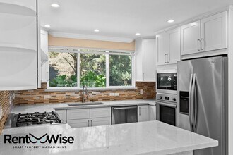 74 Farview Ct in San Francisco, CA - Building Photo - Building Photo