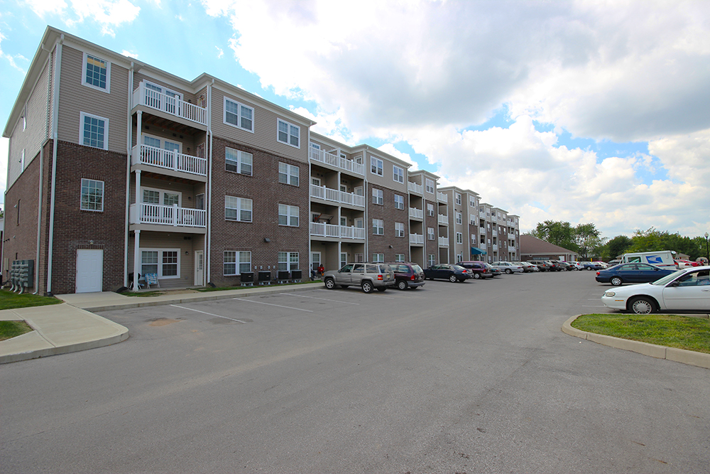 Preston Pointe Senior Apartments in Indianapolis, IN - Building Photo