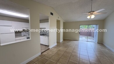 5098 Ambler Ln in Greenacres, FL - Building Photo - Building Photo