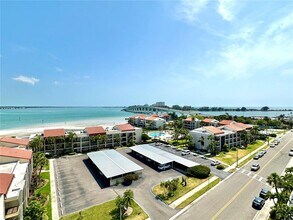 855 Bayway Blvd in Clearwater, FL - Building Photo - Building Photo