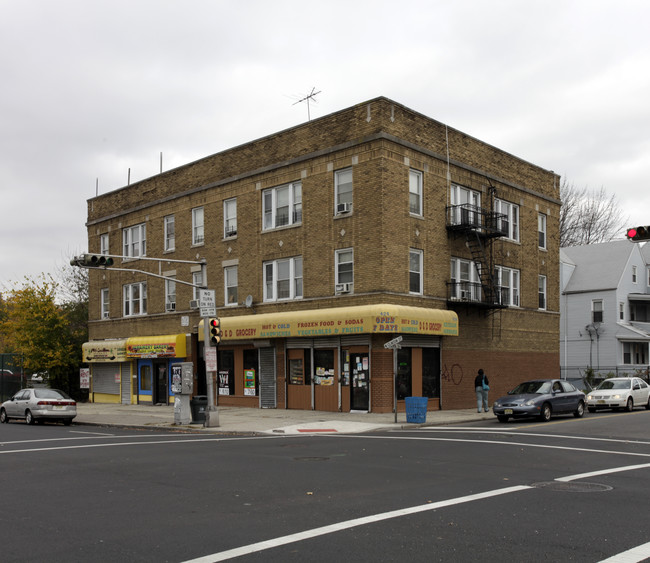 424-428 Park Ave in East Orange, NJ - Building Photo - Building Photo