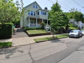 261 View St, Unit #1 in New Haven, CT - Building Photo