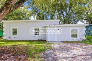 2646 Lantana Ave in Jacksonville, FL - Building Photo