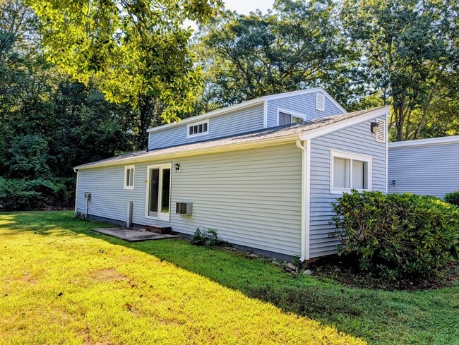 15 -2 Kent Ct in Ashford, CT - Building Photo - Building Photo