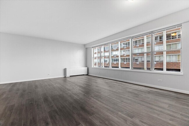 6157 N Sheridan Rd, Unit # 03C in Chicago, IL - Building Photo - Building Photo